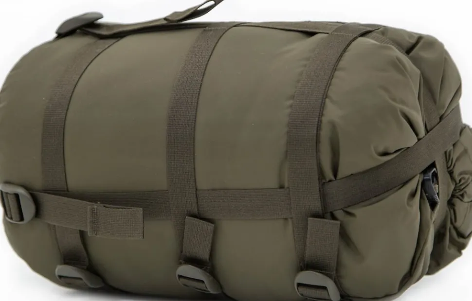 Carinthia Defence 1 Top L 4°C Makuupussi