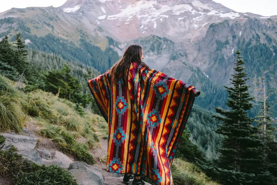 Eno Fieldday Blanket Fleecepeitto, Kilim Red