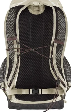 Klattermusen Fjorm Backpack Paivareppu, 18 L, Harmaavalkoinen