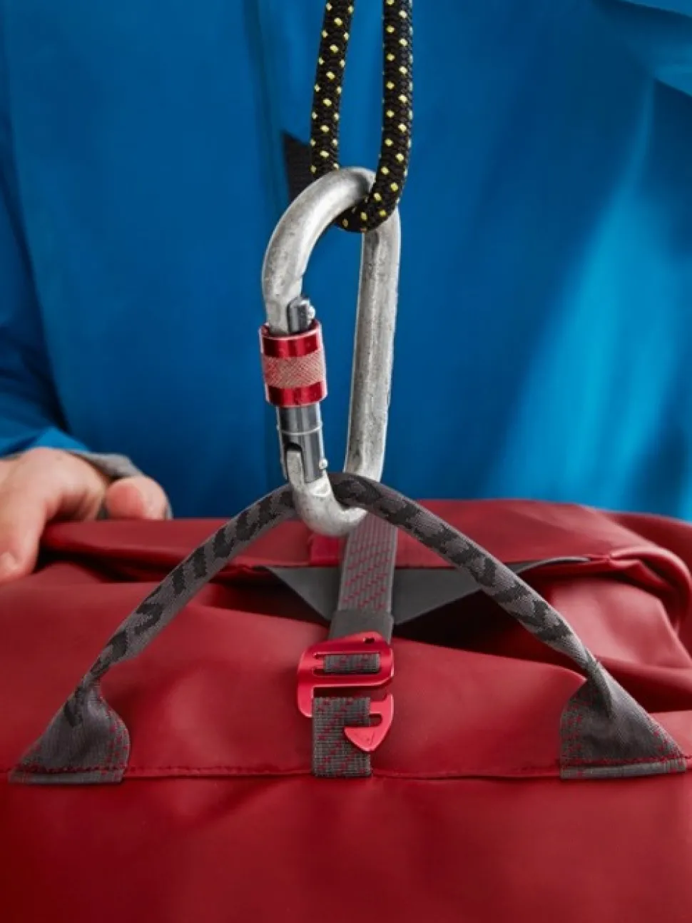 Klattermusen Ydalir Duffelbag Varustekassi, 80 L, Punainen