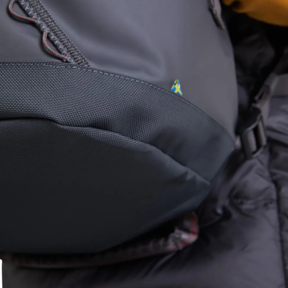 Klattermusen Ydalir Duffelbag Varustekassi, 25L, Musta