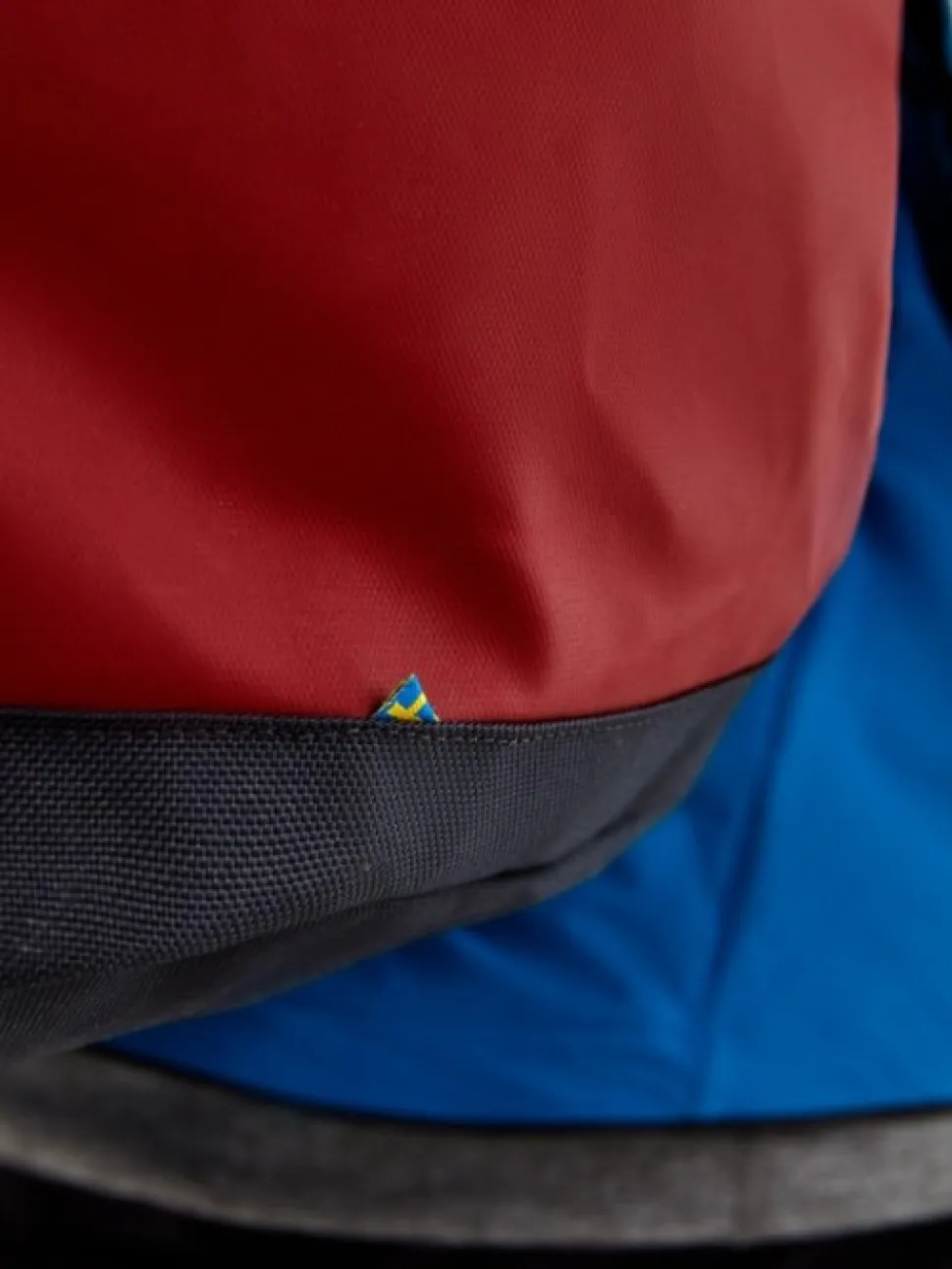 Klattermusen Ydalir Duffelbag Varustekassi, 80 L, Punainen