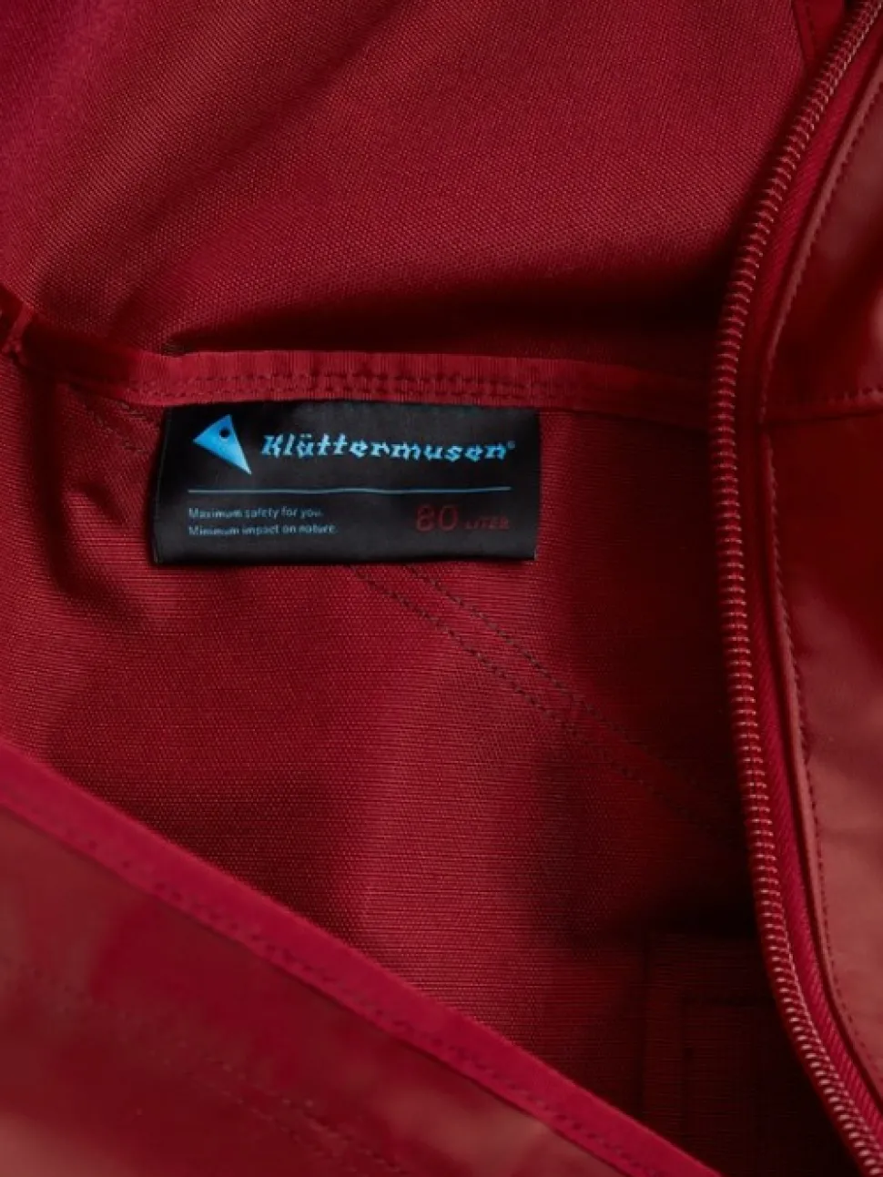 Klattermusen Ydalir Duffelbag Varustekassi, 80 L, Punainen