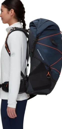 Mammut Ducan Spine 50-60 Women Naisten Vaellusreppu, Tummansininen/Musta
