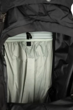 Osprey Aether Plus 100 Rinkka, Musta