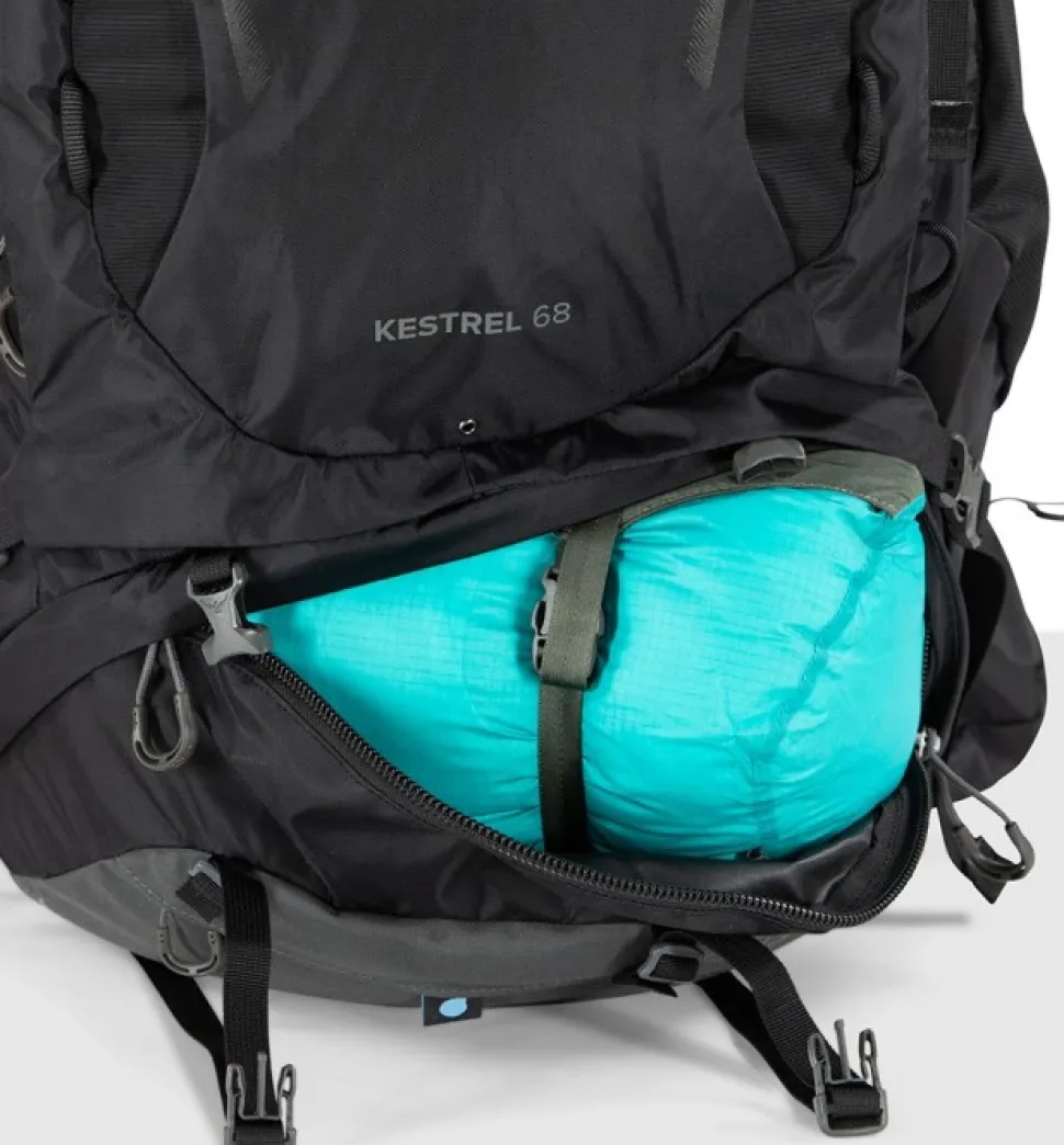 Osprey Kestrel 68 Rinkka, Musta