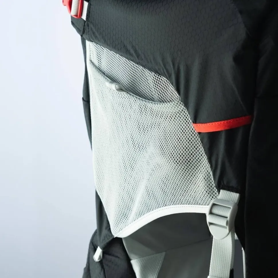 Osprey Poco Plus Lapsenkantorinkka, Musta