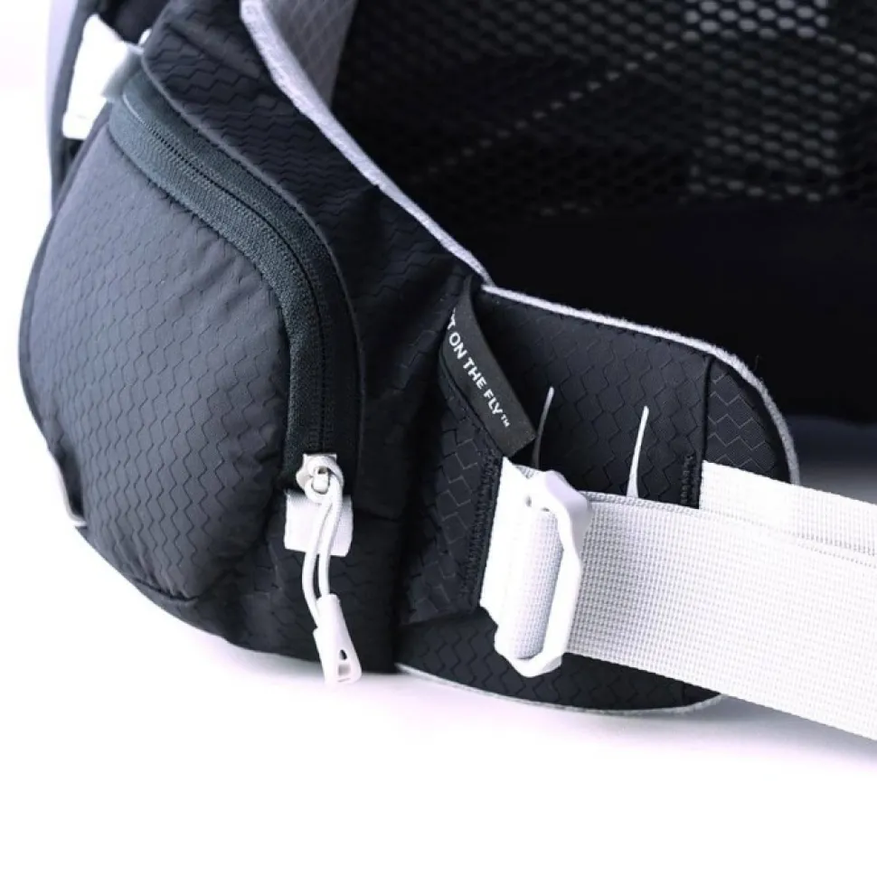 Osprey Poco Plus Lapsenkantorinkka, Musta